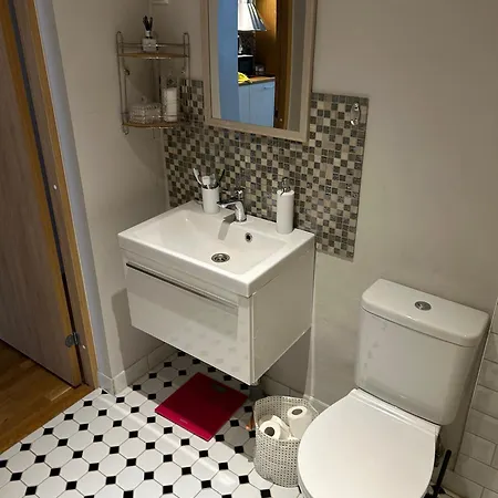 Kivivete Apartment